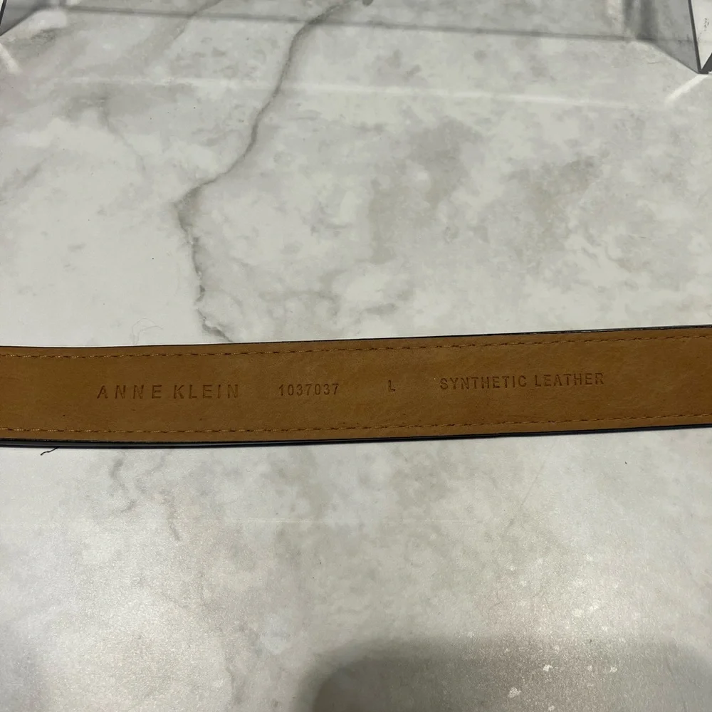 Anne Klein Black and‎ Gold Belt Timeless Accessory